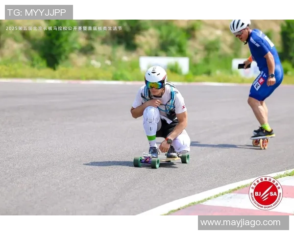 南京滑板队勇闯马拉松大满贯的奋斗历程与激情故事